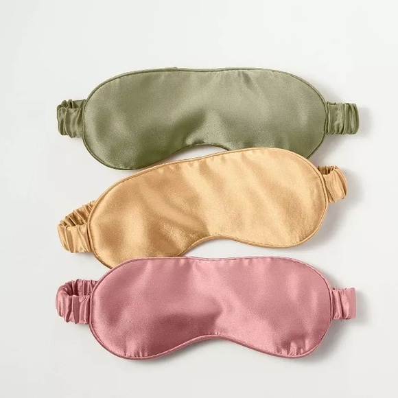 Casaluna Silk Eye Mask - Picture 1 of 3